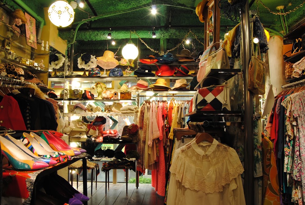Little Trip to Heaven 店舗
