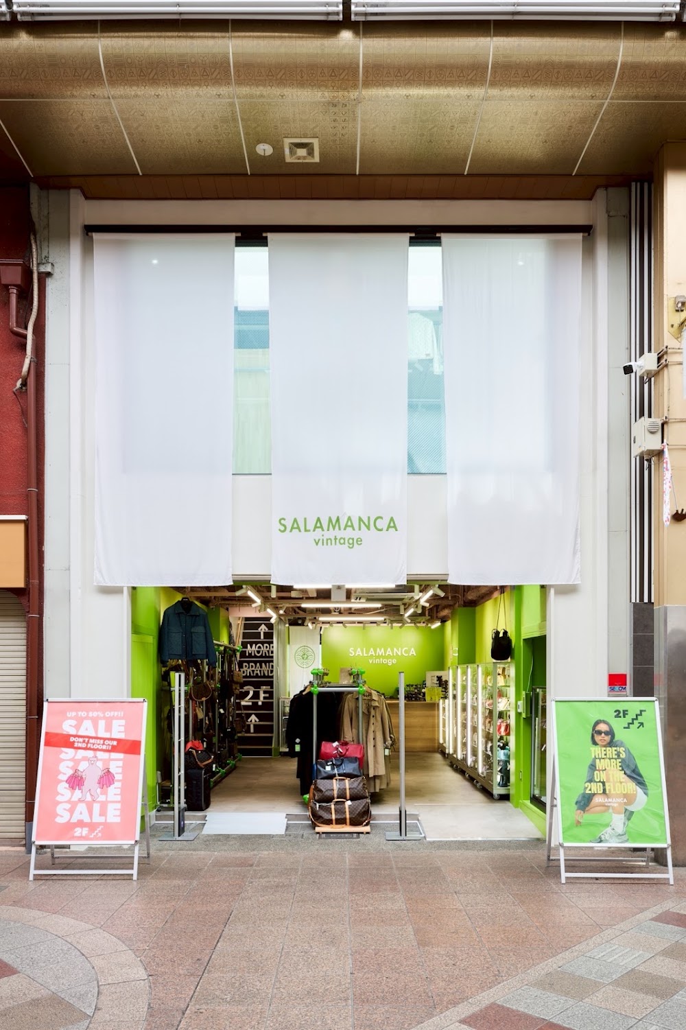 SALAMANCA VINTAGE Kyoto Sanjo 店舗
